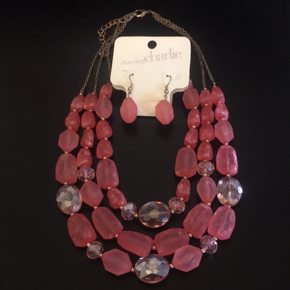 Charming Charlie Necklace - Picture 2 of 2